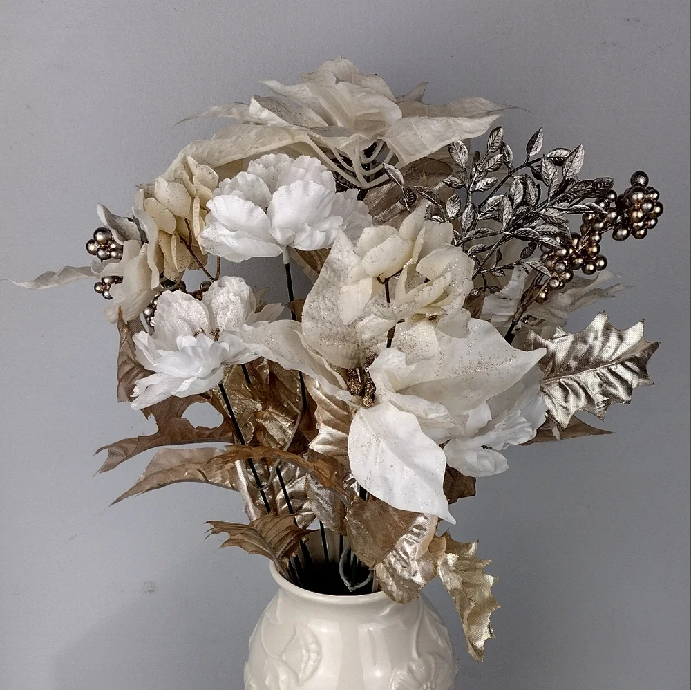 Elegant Cream and Gold Floral Arrangement
